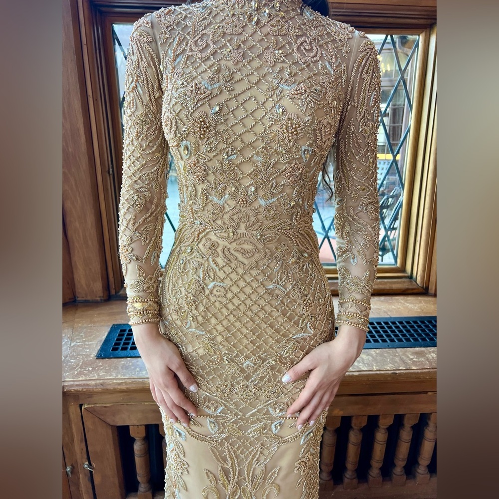 Elegant Beige Long Sleeve Dress